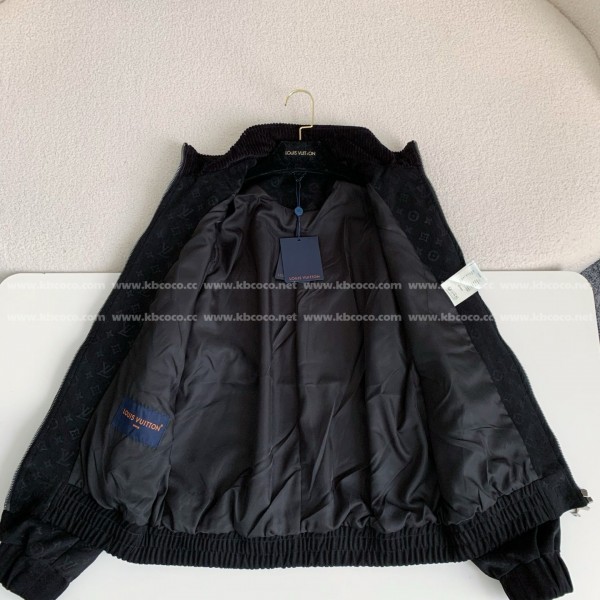 Louis Vuitton ss25 Spring And Summer Series Embossed Suede Jacket