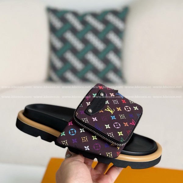 LOUIS VUITTON x MURAKAMI Leather Flip Flops