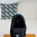 「#4560」LOUIS VUITTON LED TRAINER SNEAKERS