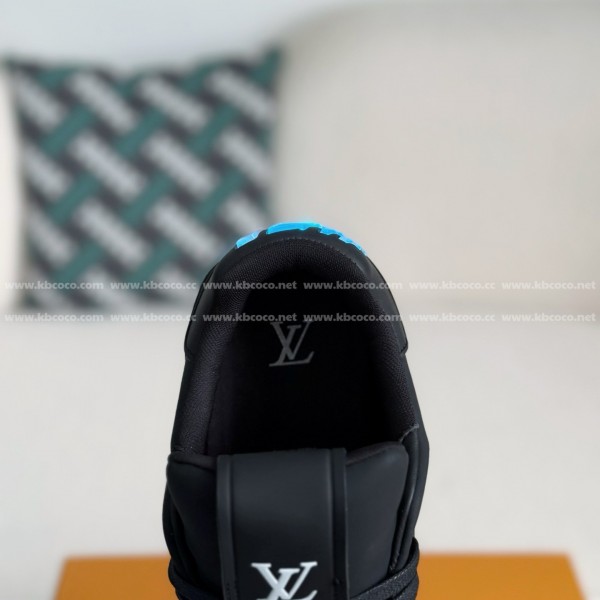 LOUIS VUITTON LED TRAINER SNEAKERS