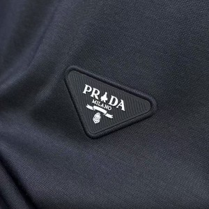 「#4610」PRADA 24 new triangle logo short sleeves black