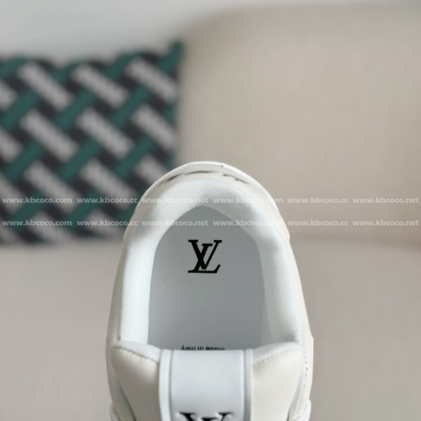 LOUIS VUITTON TRAINER SNEAKERS