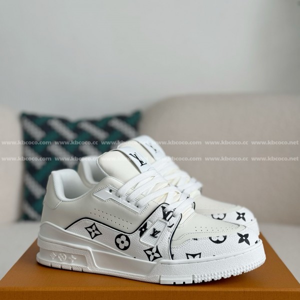 「#4636」LOUIS VUITTON TRAINER SNEAKERS