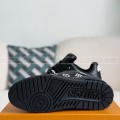「#4639」LOUIS VUITTON TRAINER SNEAKERS