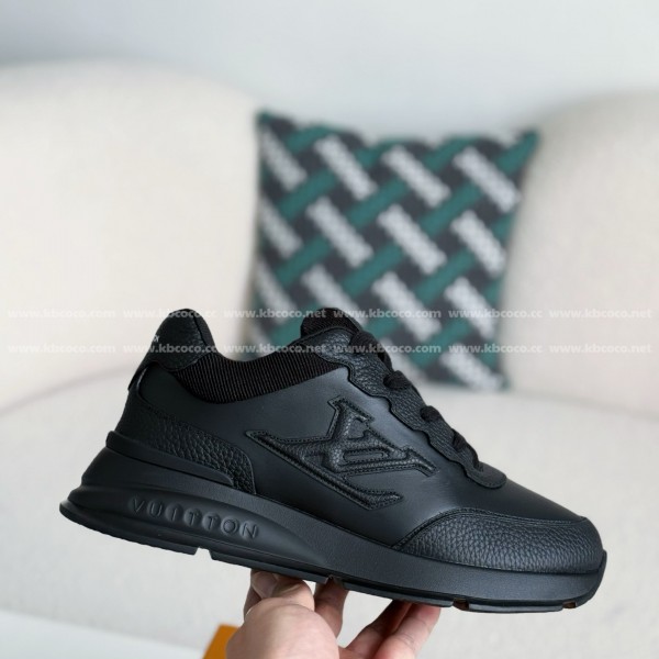 LOUIS VUITTON 2025 Autumn And Winter Series Classic Leather Casual Shoes