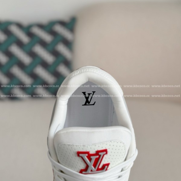 LOUIS VUITTON TRAINER SNEAKERS