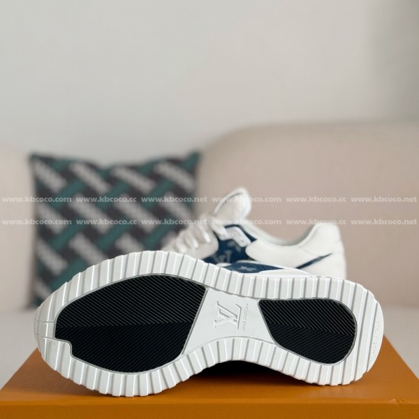 LOUIS VUITTON RUN AWAY CASUAL SHOES