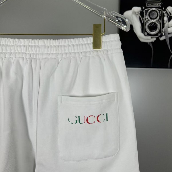 Gucci side print classic logo shorts