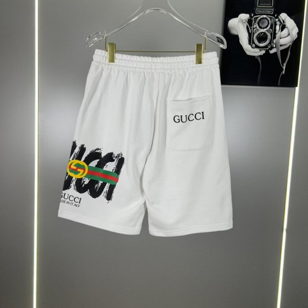 Gucci side print classic logo shorts