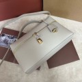 「#4770」Loro Piana new white imported cowhide crossbody toiletry bag Size: 27*16*10cm