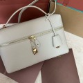 「#4770」Loro Piana new white imported cowhide crossbody toiletry bag Size: 27*16*10cm