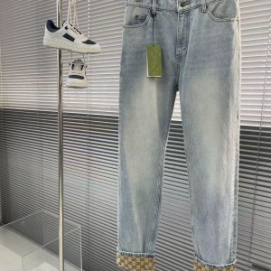 「#4784」Gucci cuffed washed jeans