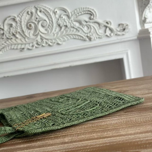 chloe spring and summer new style SUMMER BANANA dopamine color green pure handmade straw woven bag S