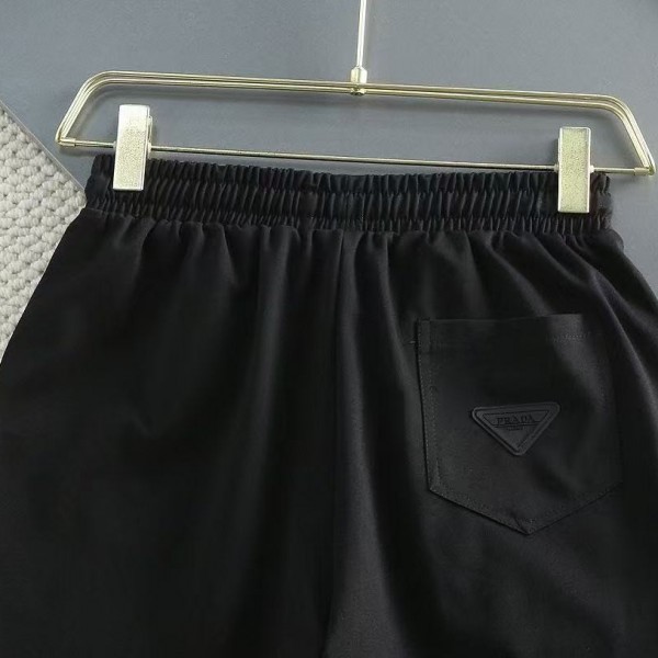 Prada new knitted shorts