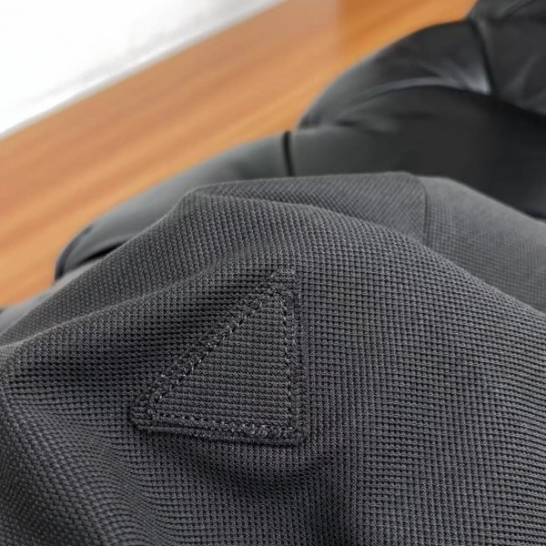 Prada 2025 new  lapel polo short sleeve