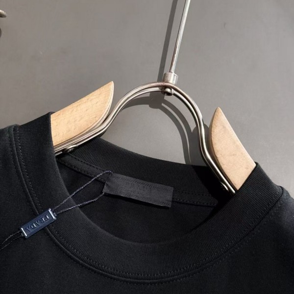 Prada 2025 Spring and Summer Latest Round Neck Fashion Short Sleeve