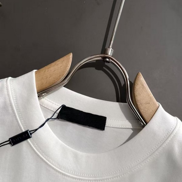 Prada 2025 Spring and Summer Latest Round Neck Fashion Short Sleeve