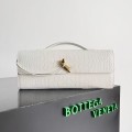 「#5019」BOTTECA VENETA uses exquisite craftsmanship intreccio embossed imported cow leather evening clutch b