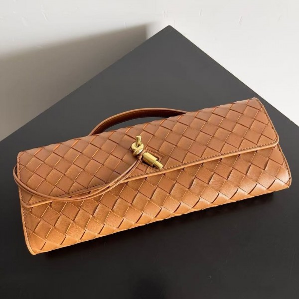 BOTTECA VENETA uses exquisite craftsmanship intreccio woven imported sheepskin evening clutch bag Si
