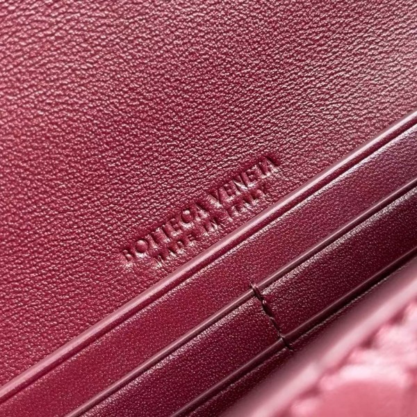 BOTTECA VENETA uses exquisite craftsmanship intreccio woven imported sheepskin evening clutch bag Si