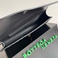 「#5026」BOTTECA VENETA uses exquisite craftsmanship intreccio woven imported sheepskin evening clutch bag Si