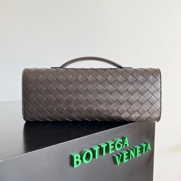 BOTTECA VENETA uses exquisite craftsmanship intreccio woven imported sheepskin evening clutch bag Si