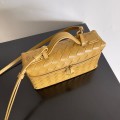 「#5035」BOTTECA VENETA uses exquisite craftsmanship intreccio weaving imported sheepskin leather Crossbody t