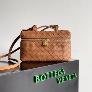「#5037」BOTTECA VENETA uses exquisite craftsmanship intreccio weaving imported sheepskin leather Crossbody t