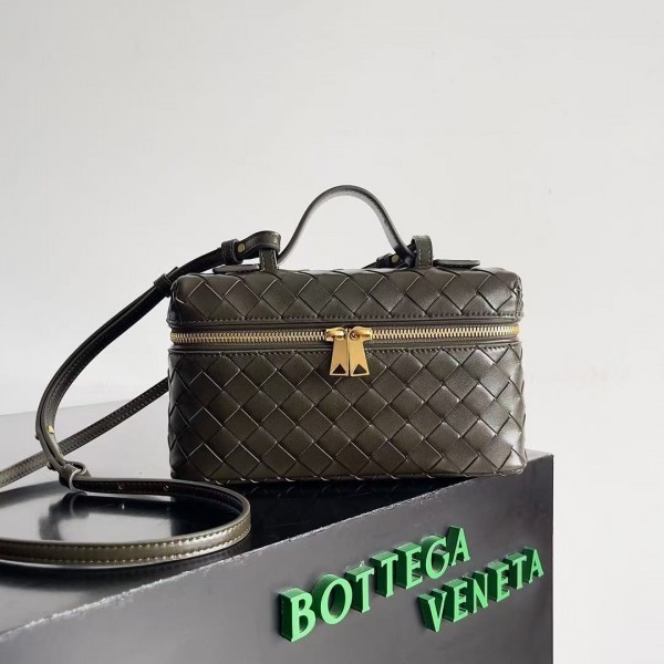 「#5041」BOTTECA VENETA uses exquisite craftsmanship intreccio weaving imported sheepskin leather Crossbody t