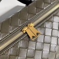 「#5041」BOTTECA VENETA uses exquisite craftsmanship intreccio weaving imported sheepskin leather Crossbody t