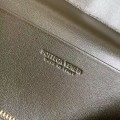 「#5041」BOTTECA VENETA uses exquisite craftsmanship intreccio weaving imported sheepskin leather Crossbody t