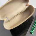 「#5042」BOTTECA VENETA uses exquisite craftsmanship intreccio weaving imported sheepskin leather Crossbody t