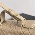 「#5042」BOTTECA VENETA uses exquisite craftsmanship intreccio weaving imported sheepskin leather Crossbody t