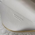 「#5044」BOTTECA VENETA uses exquisite craftsmanship intreccio weaving imported sheepskin leather Crossbody t