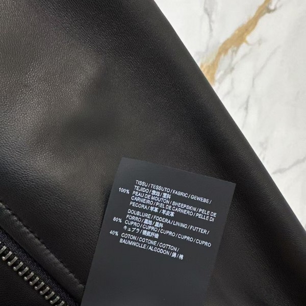 Loewe Spring and Summer latest retro modern fashion design imported sheepskin pleated women