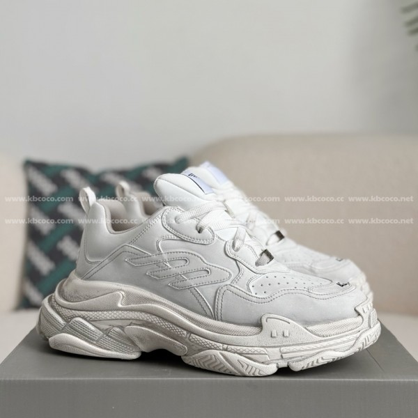 「#5077」Balenciaga Triple S Sporty Dad Shoes