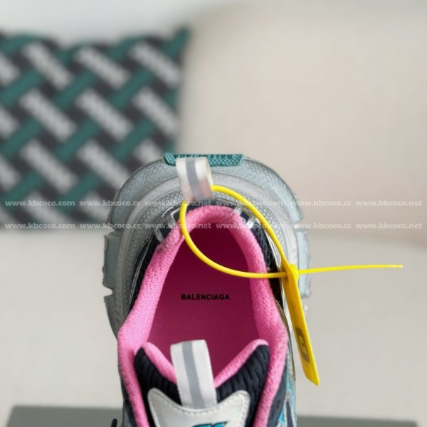 Balenciaga Runner Sneakers