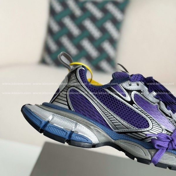 Balenciaga Runner Sneakers