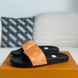 「#5118」LOUIS VUITTON SLIPPERS