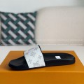 「#5122」LOUIS VUITTON SLIPPERS