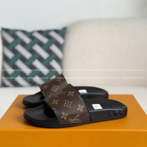 「#5125」LOUIS VUITTON SLIPPERS