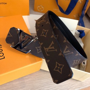 「#1316」Louis Vuitton LV men's belt  INITIALES