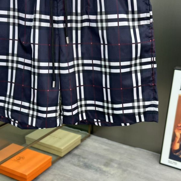 Burberry 2025 new beach swim trunks