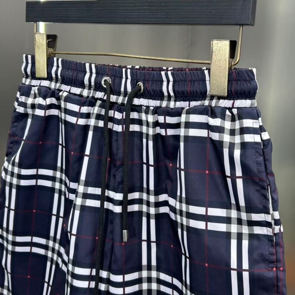 Burberry 2025 new beach swim trunks