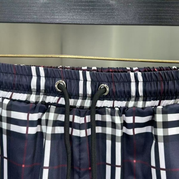 Burberry 2025 new beach swim trunks