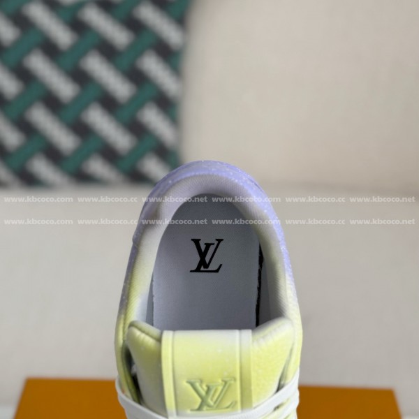 LOUIS VUITTON TRAINER SNEAKERS