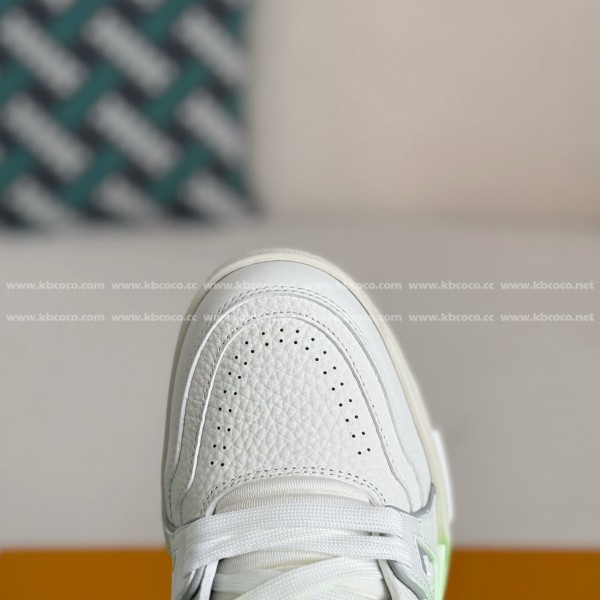 LOUIS VUITTON TRAINER SNEAKERS