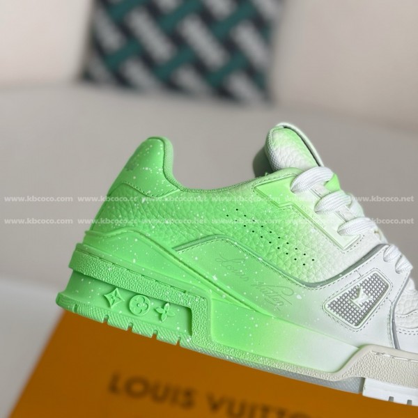 LOUIS VUITTON TRAINER SNEAKERS