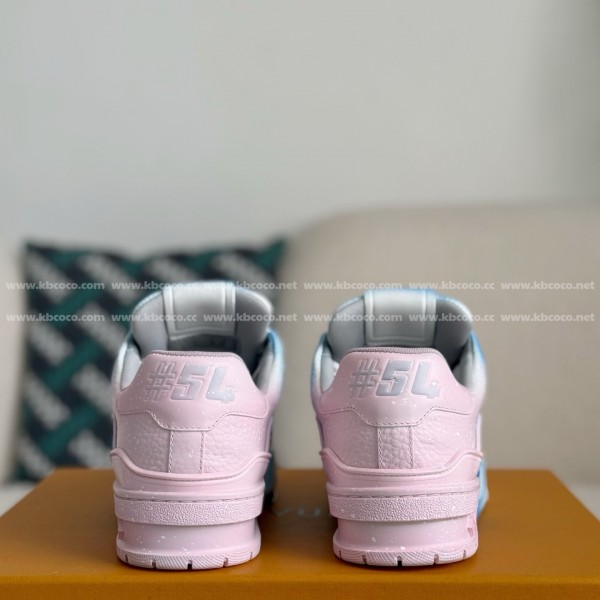 LOUIS VUITTON TRAINER SNEAKERS