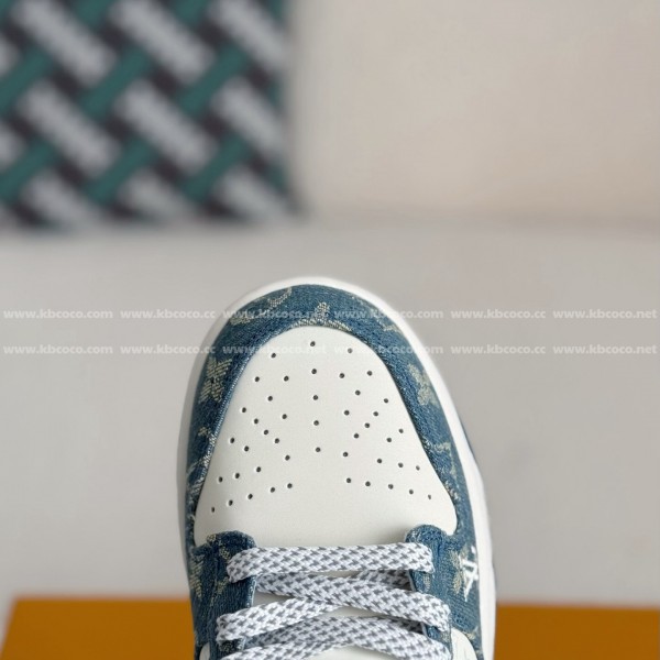 LOUIS VUITTON x Nike Dunk Casual Sneakers